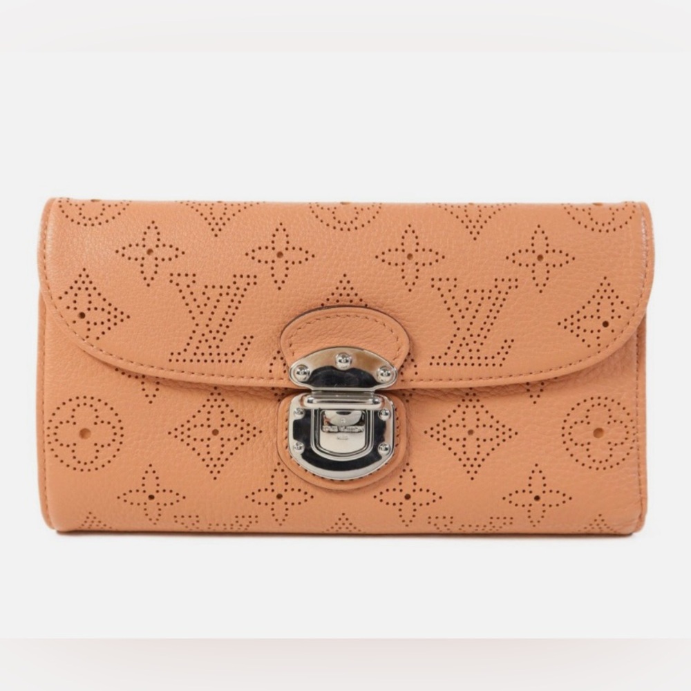 Louis Vuitton Amelia Trifold Wallet